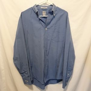 Gap fitted button down